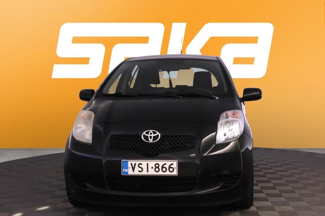 TOYOTA Yaris 2006