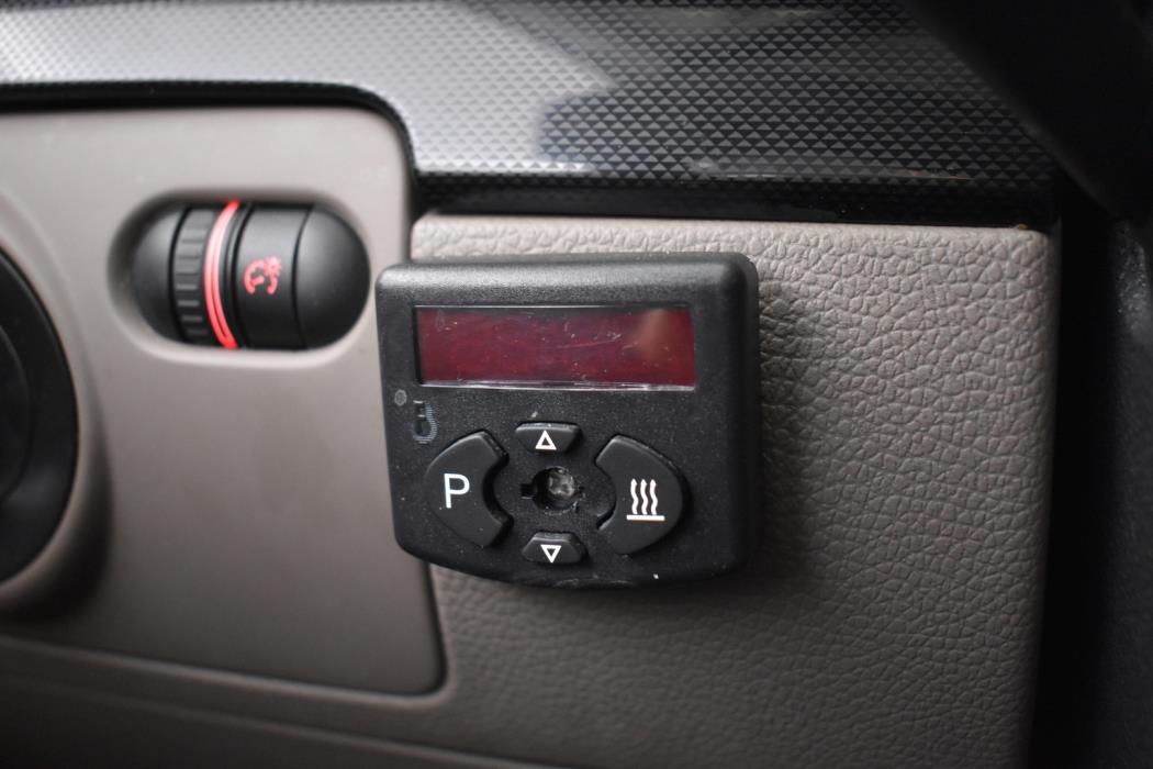 VOLKSWAGEN Golf 2012