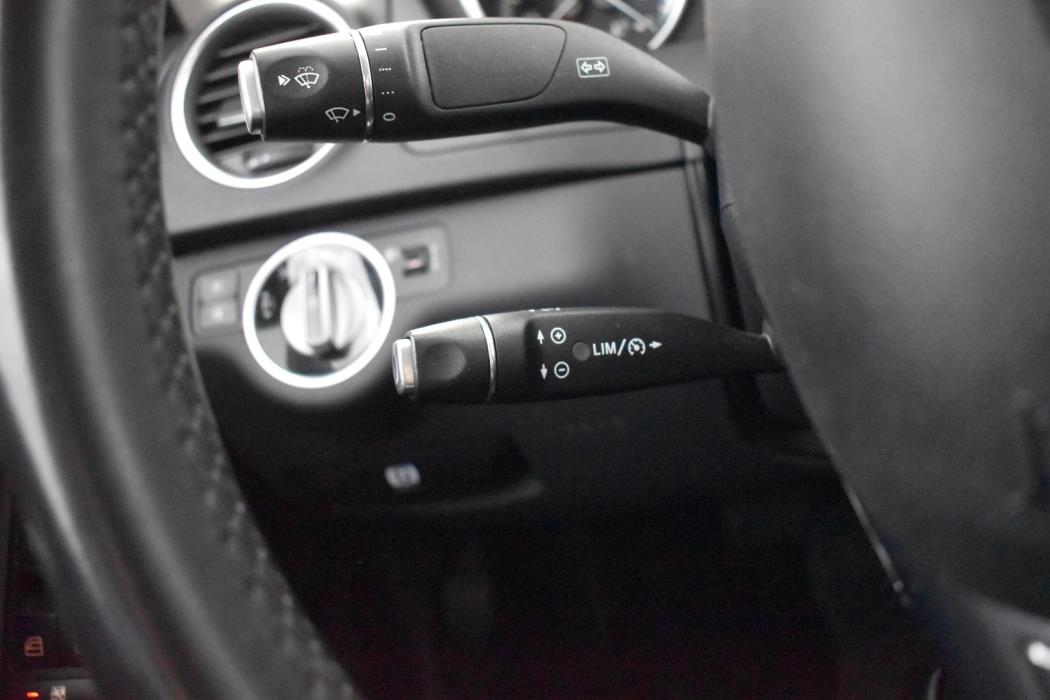 MERCEDES-BENZ C 2013