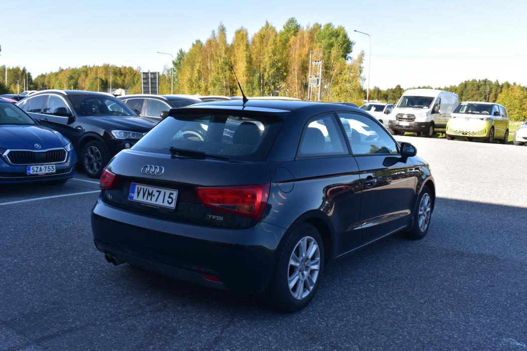 AUDI A1 2011