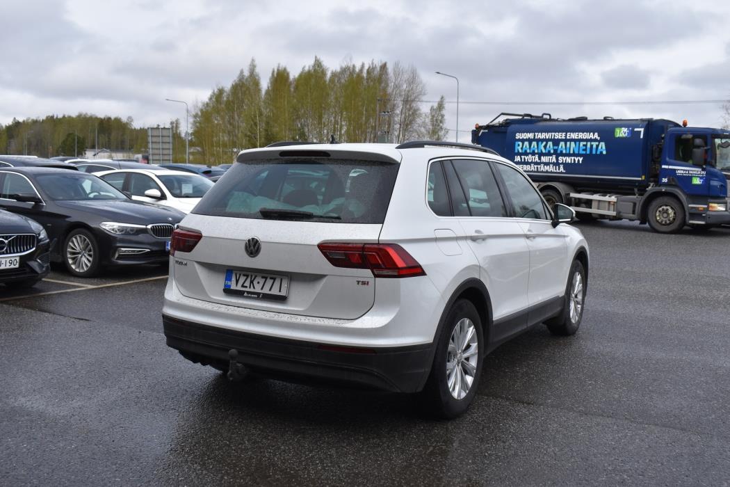 VOLKSWAGEN Tiguan 2018