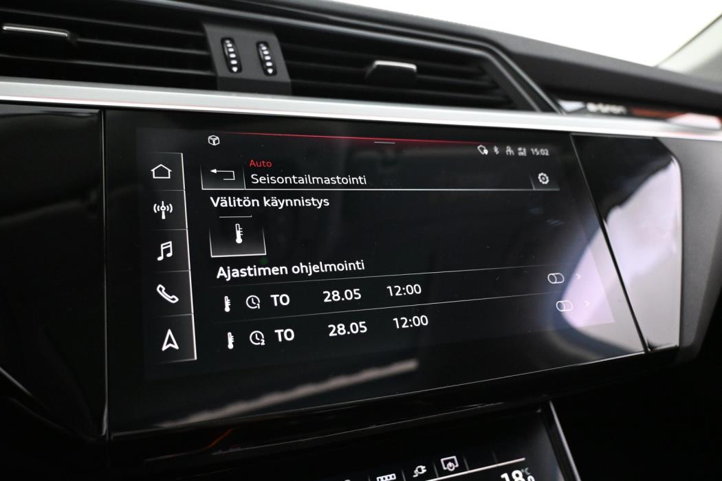 AUDI e-tron 2023