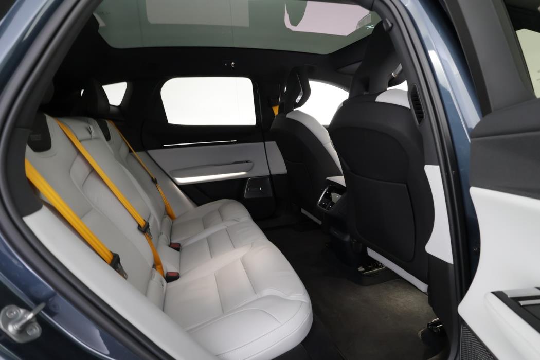 POLESTAR 3 2024