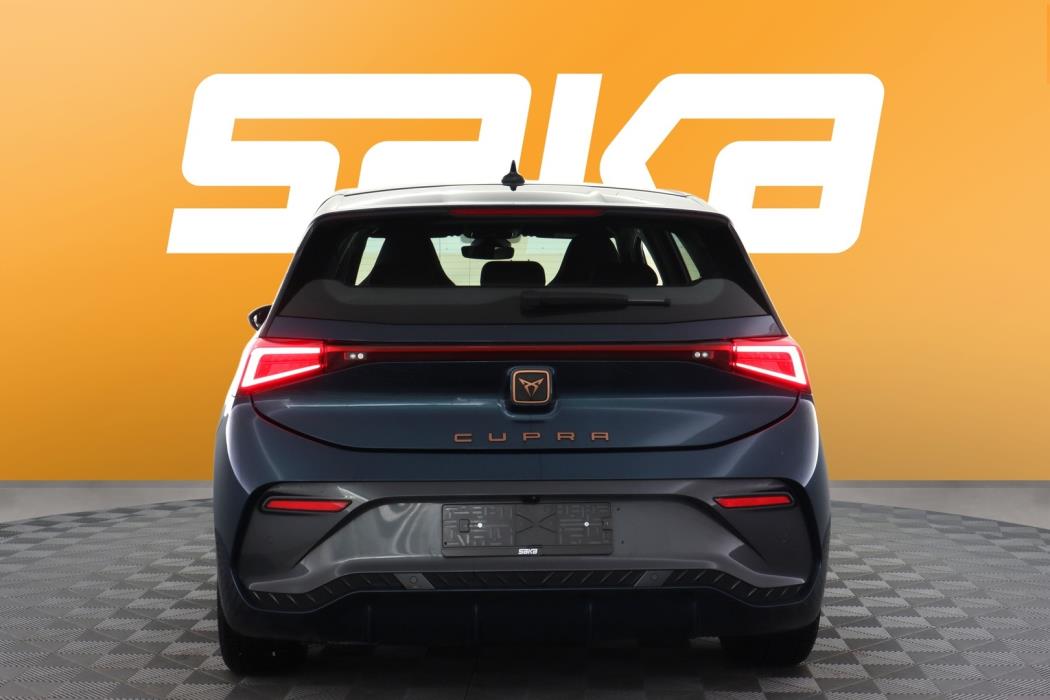 CUPRA Born 2022