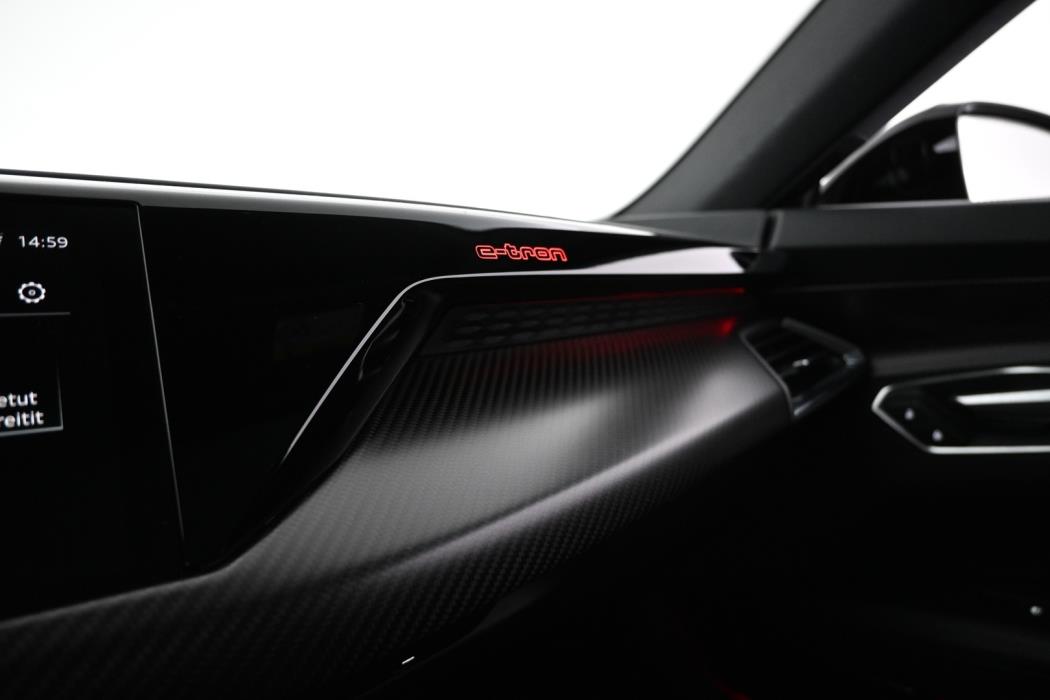 AUDI E-TRON GT RS 2022