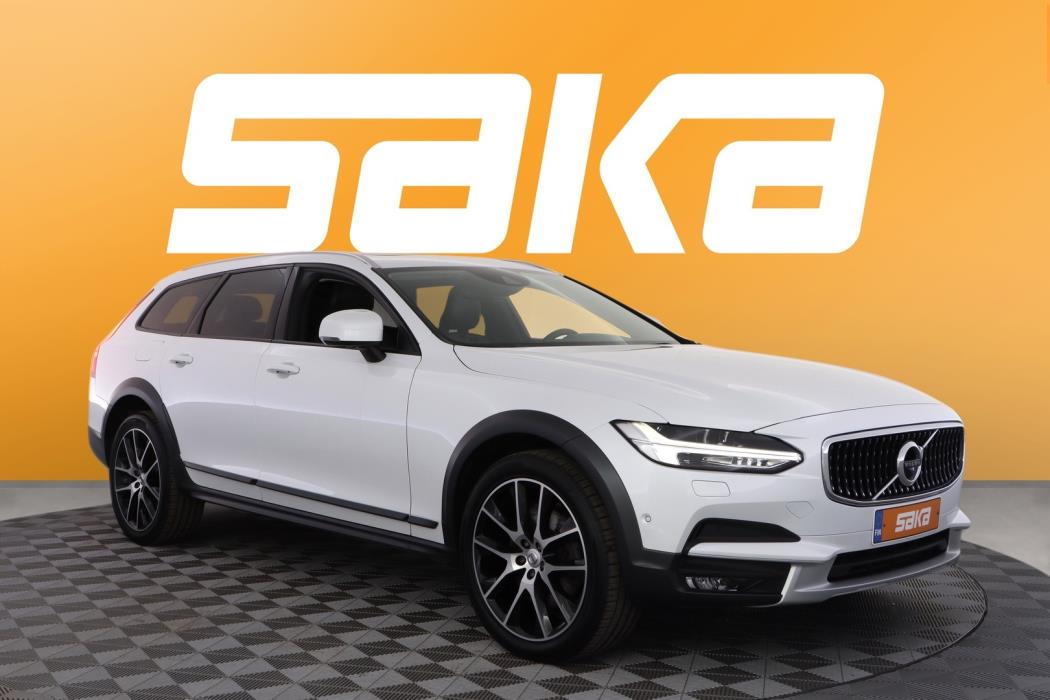 VOLVO V90 Cross Country 2017