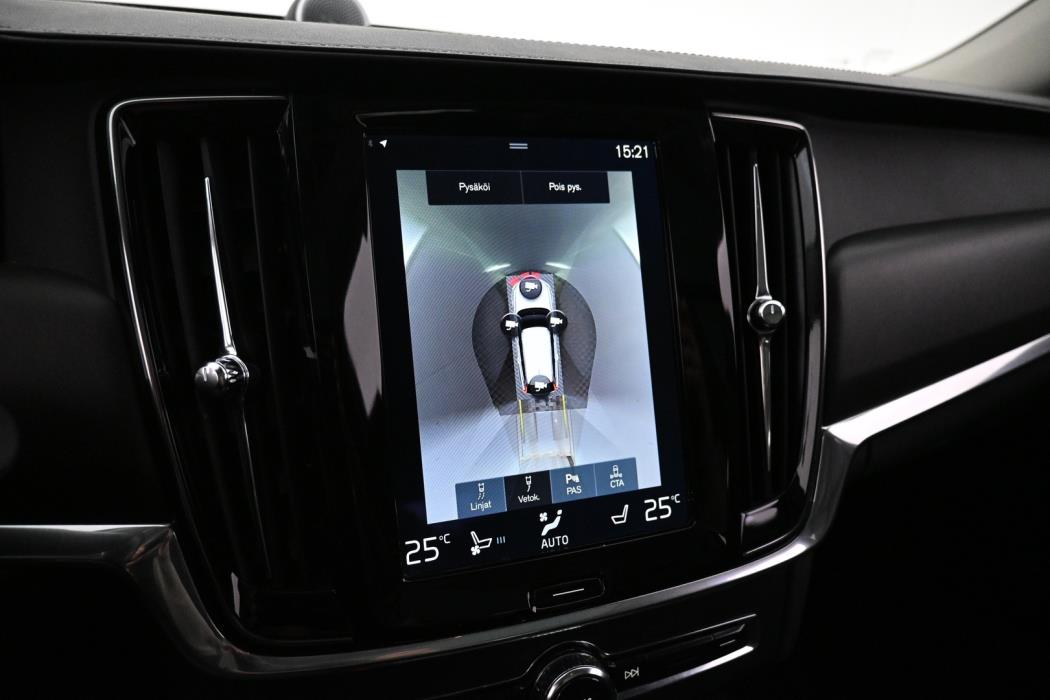 VOLVO V90 Cross Country 2017