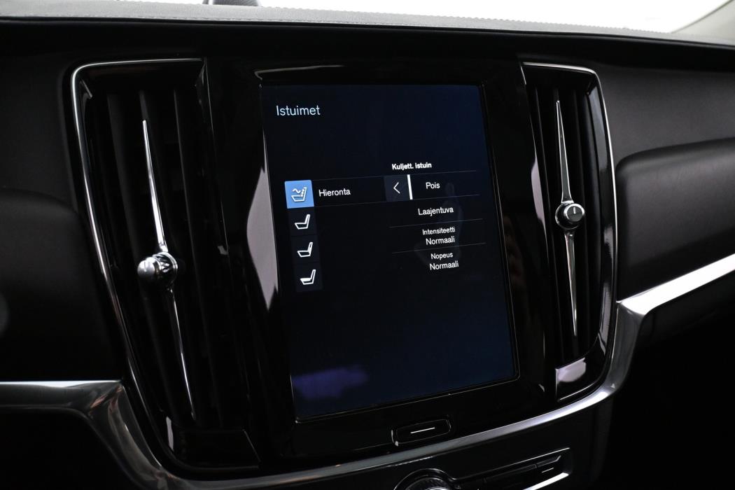 VOLVO V90 Cross Country 2017