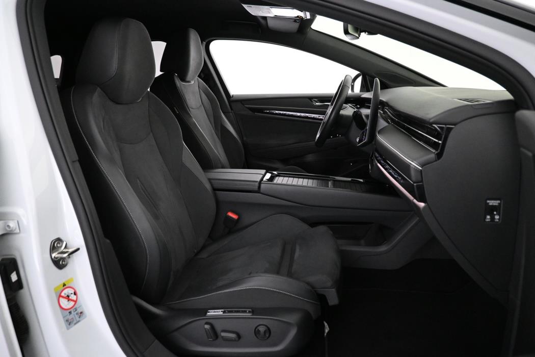 VOLKSWAGEN ID.7 2025