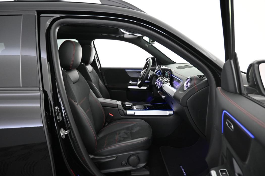MERCEDES-BENZ EQB 2022