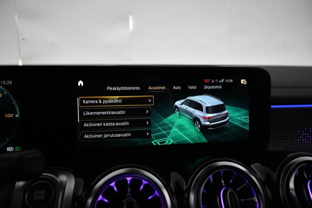 MERCEDES-BENZ EQB 2022