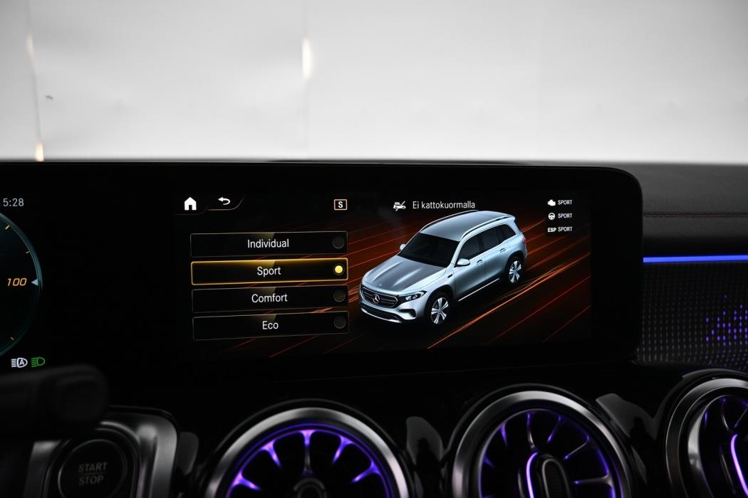 MERCEDES-BENZ EQB 2022
