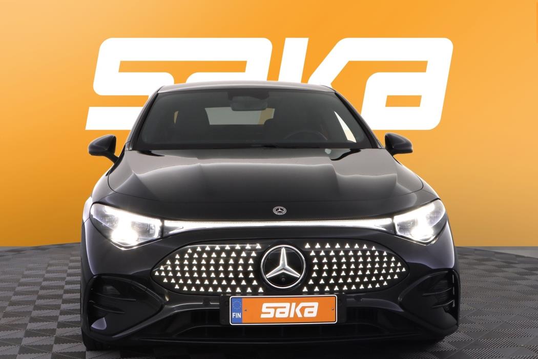 MERCEDES-BENZ CLA 2025