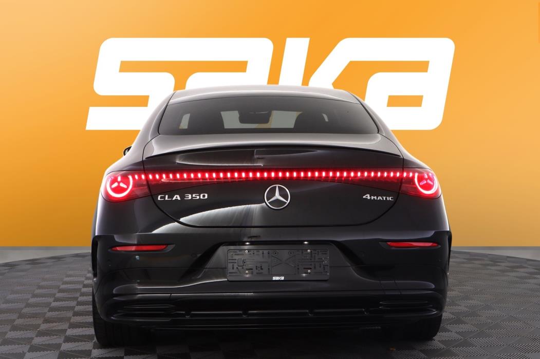 MERCEDES-BENZ CLA 2025
