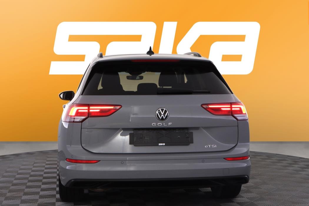 VOLKSWAGEN Golf 2021