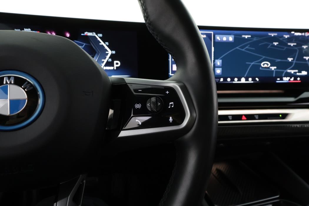BMW i5 2024
