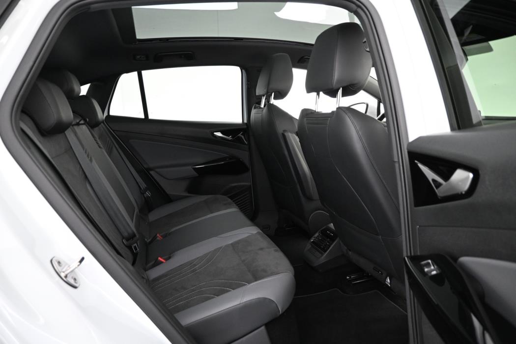 VOLKSWAGEN ID.5 2025