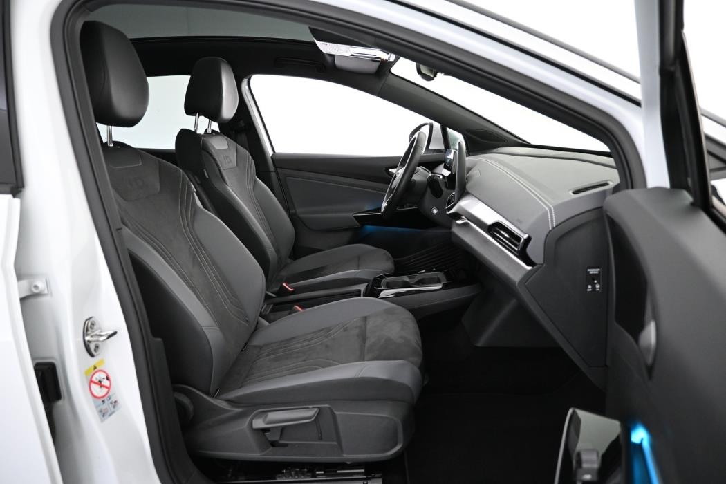 VOLKSWAGEN ID.5 2025