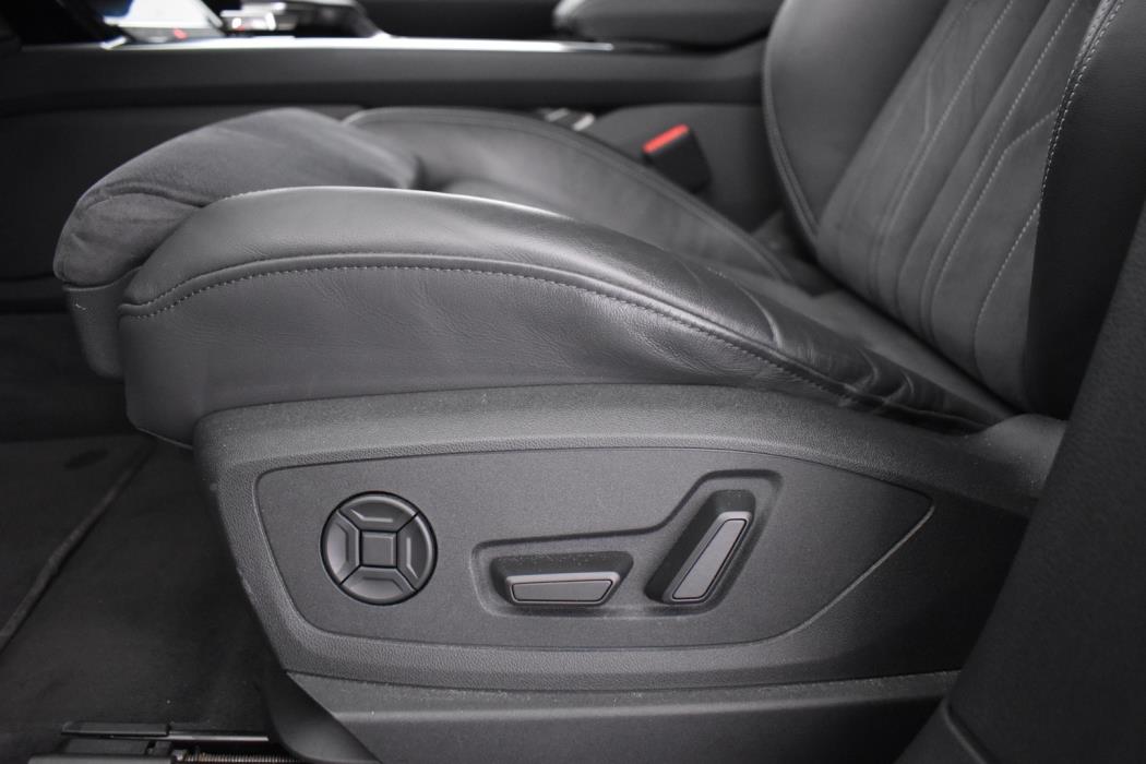 AUDI Q8 e-tron 2024
