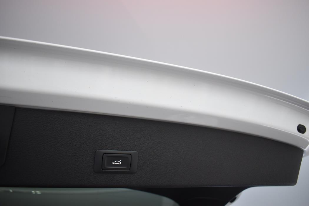 AUDI Q8 e-tron 2024