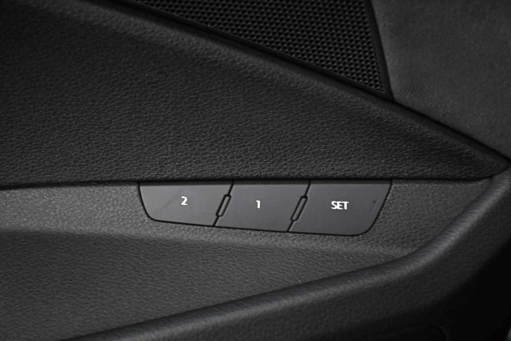 AUDI Q8 e-tron 2024