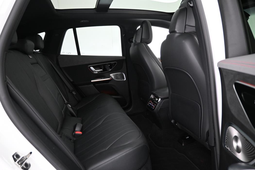 MERCEDES-BENZ EQE SUV 2023