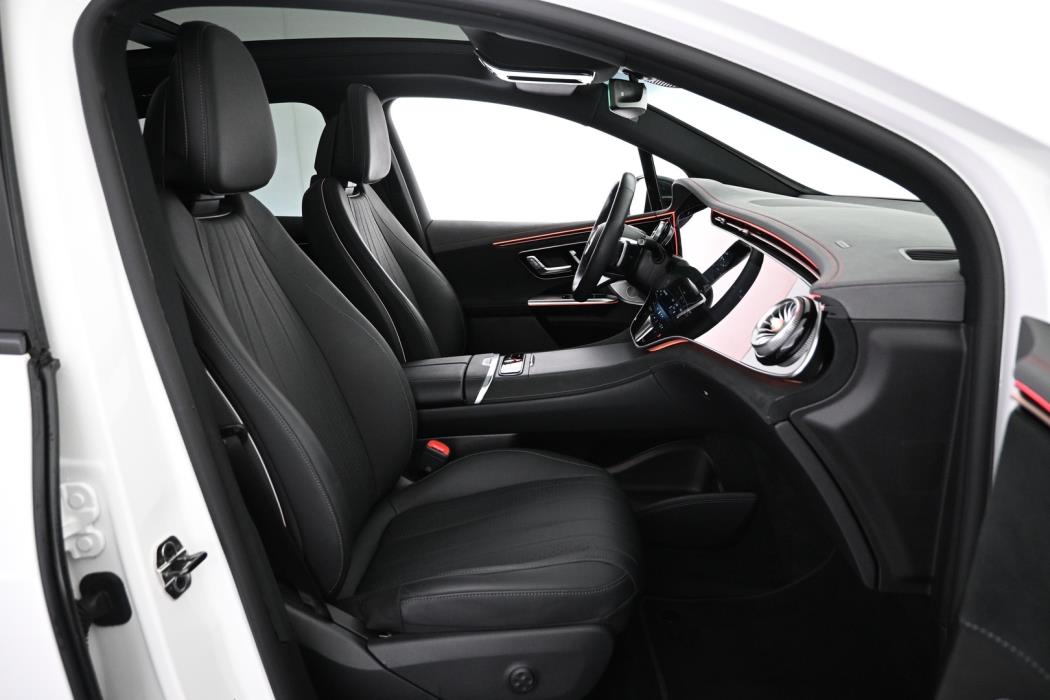 MERCEDES-BENZ EQE SUV 2023