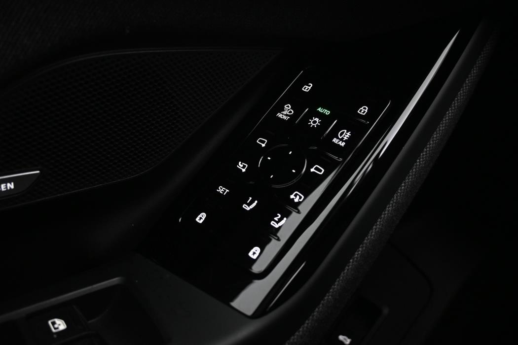 AUDI A6 e-tron 2025
