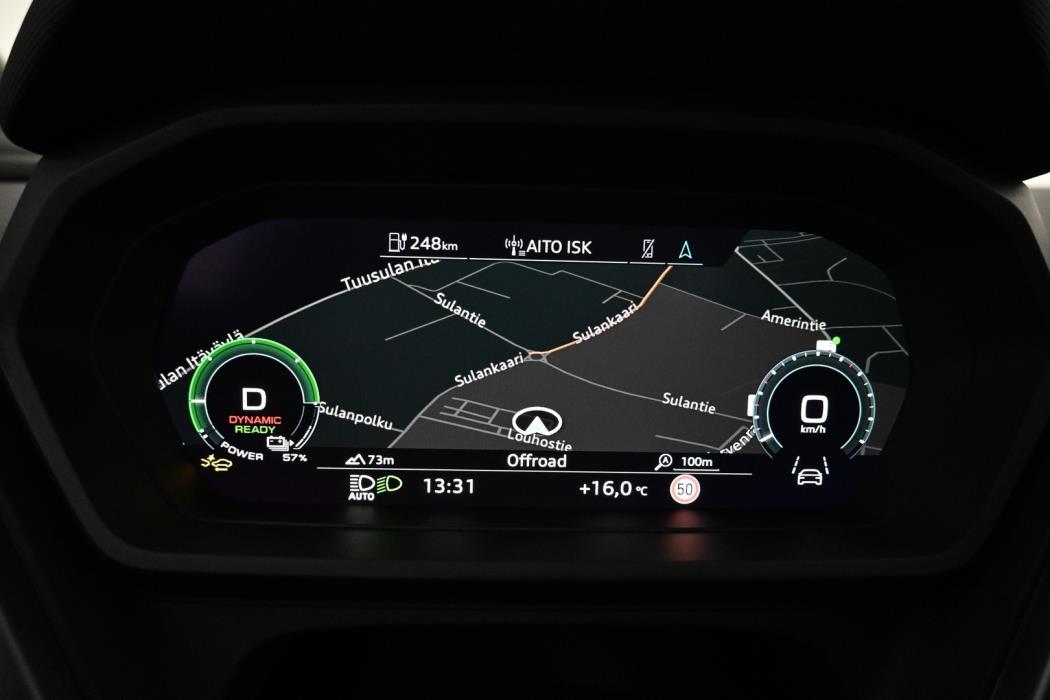 AUDI Q4 e-tron 2025