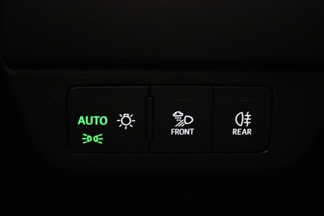 AUDI Q4 e-tron 2025