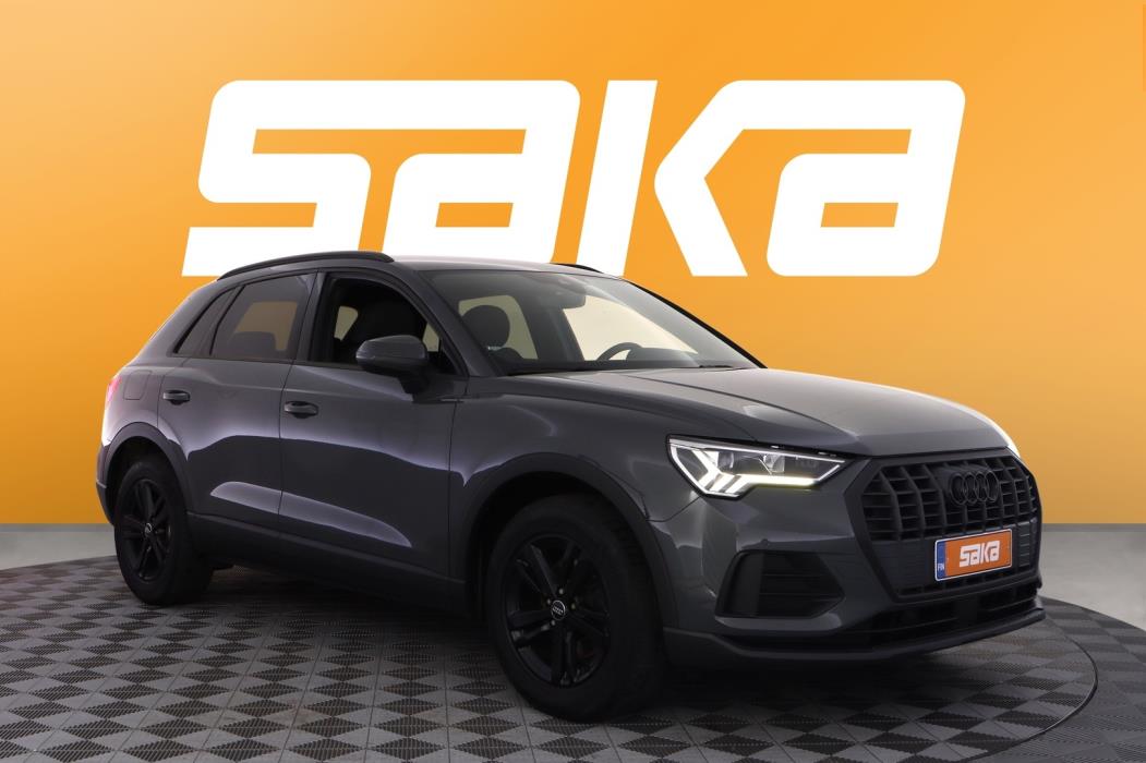 AUDI Q3 2019