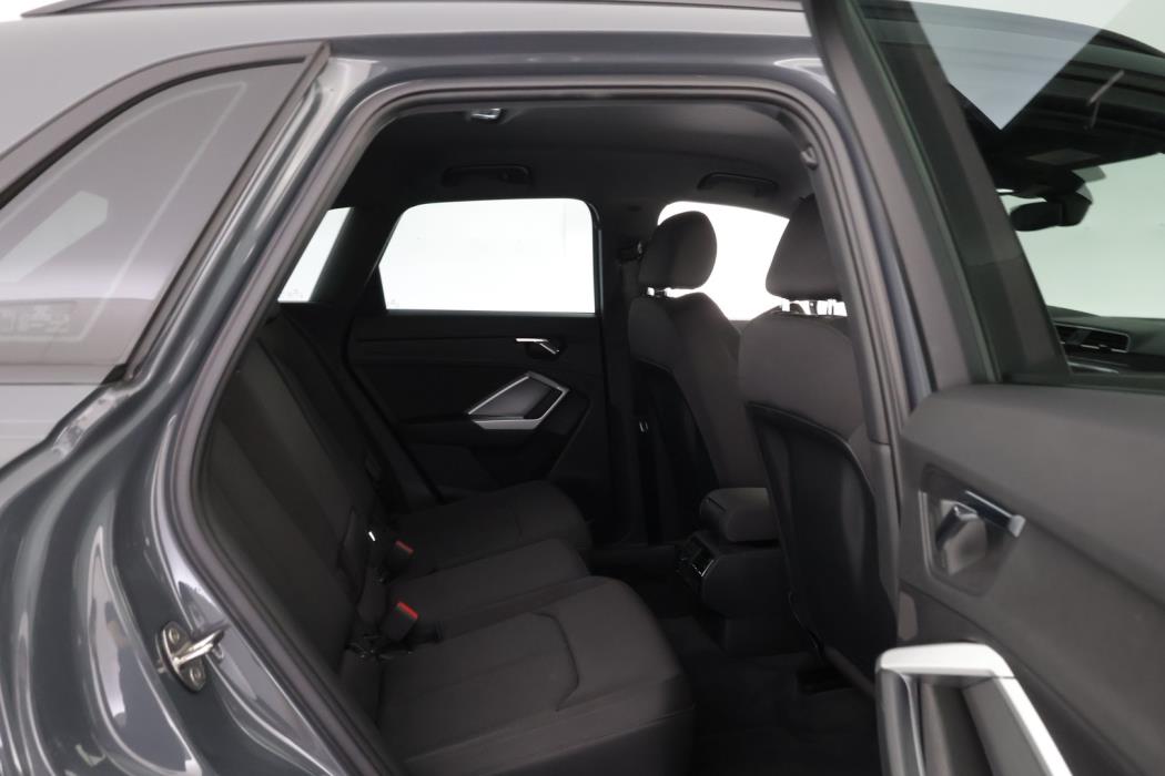 AUDI Q3 2019