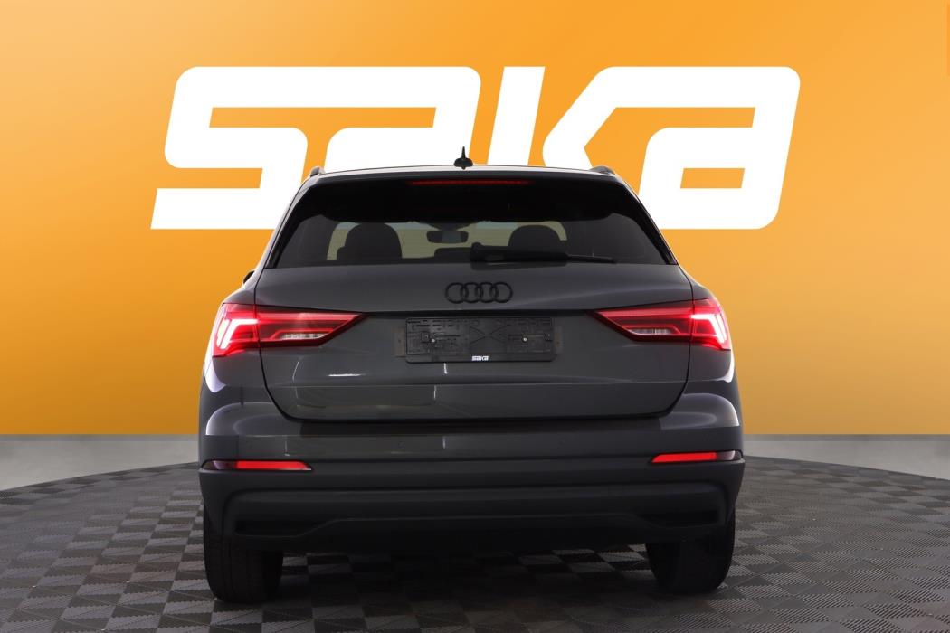 AUDI Q3 2019