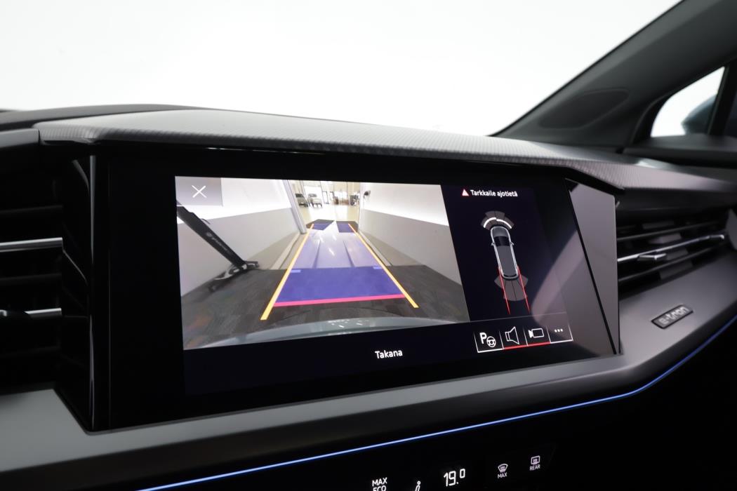 AUDI Q4 e-tron 2023