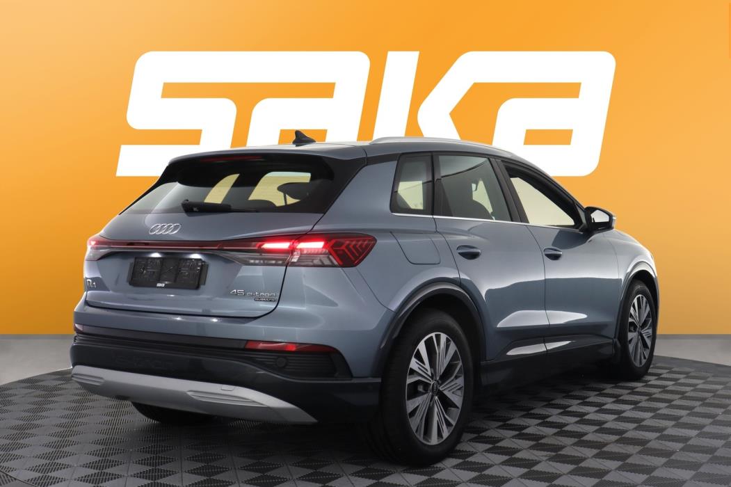 AUDI Q4 e-tron 2023