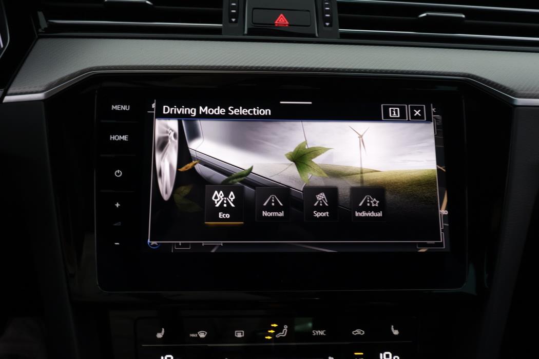 VOLKSWAGEN Passat 2021