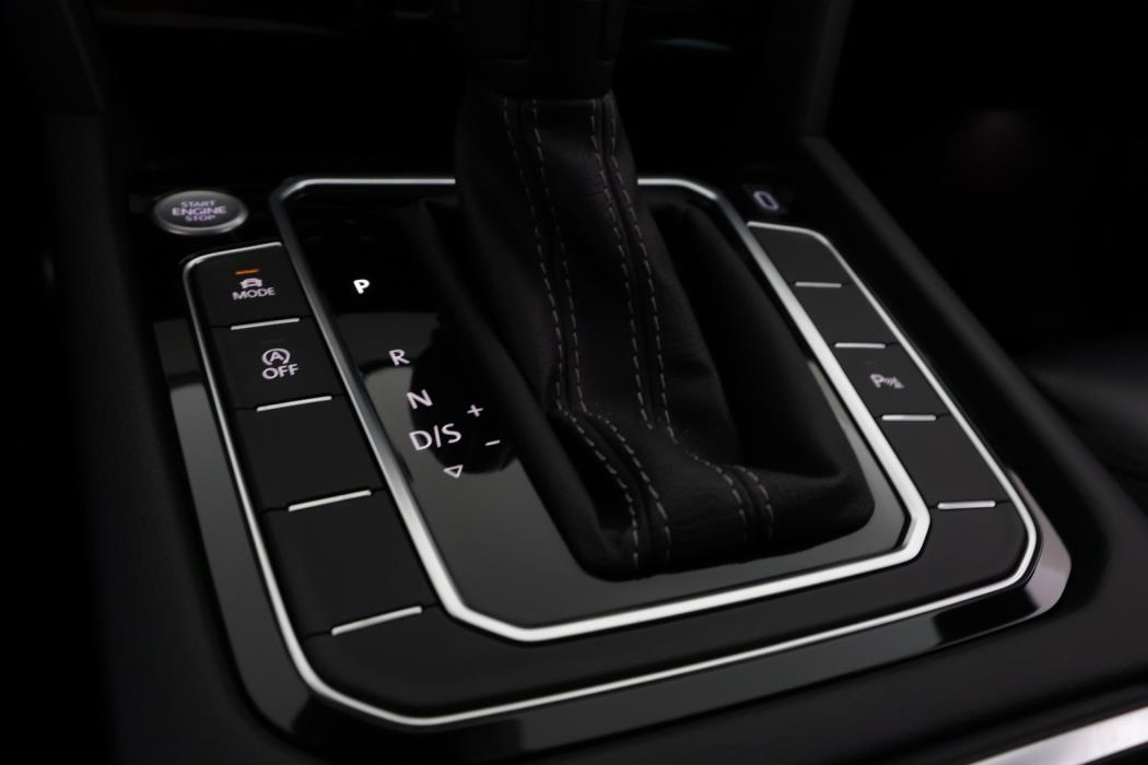 VOLKSWAGEN Passat 2021