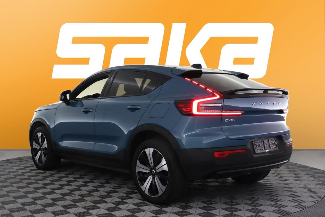VOLVO C40 2023