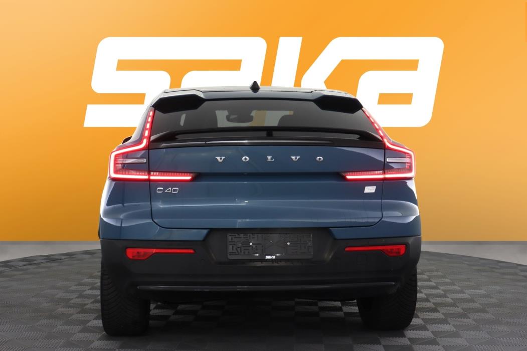 VOLVO C40 2023