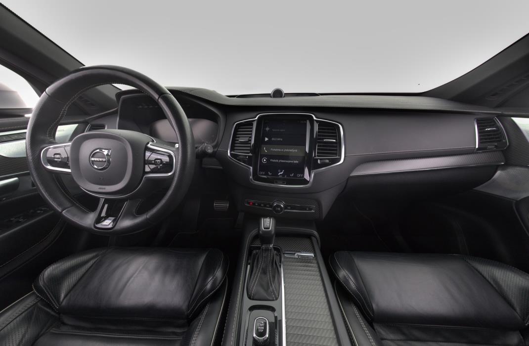VOLVO XC90 2018