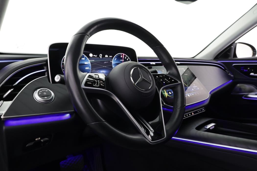 MERCEDES-BENZ E 2024