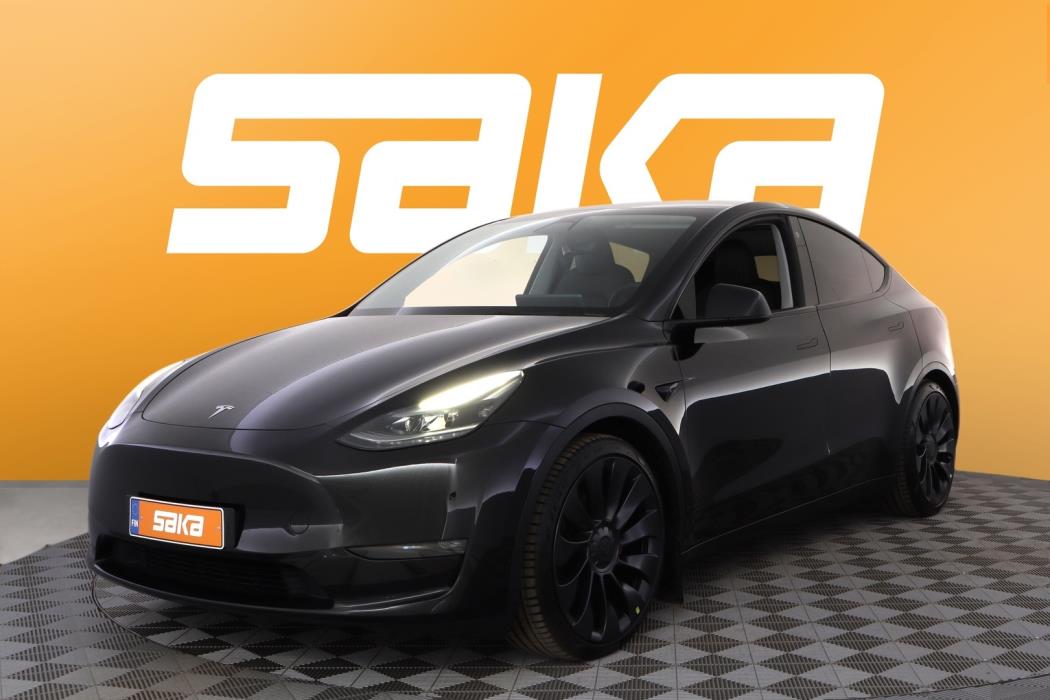 TESLA Model Y 2023
