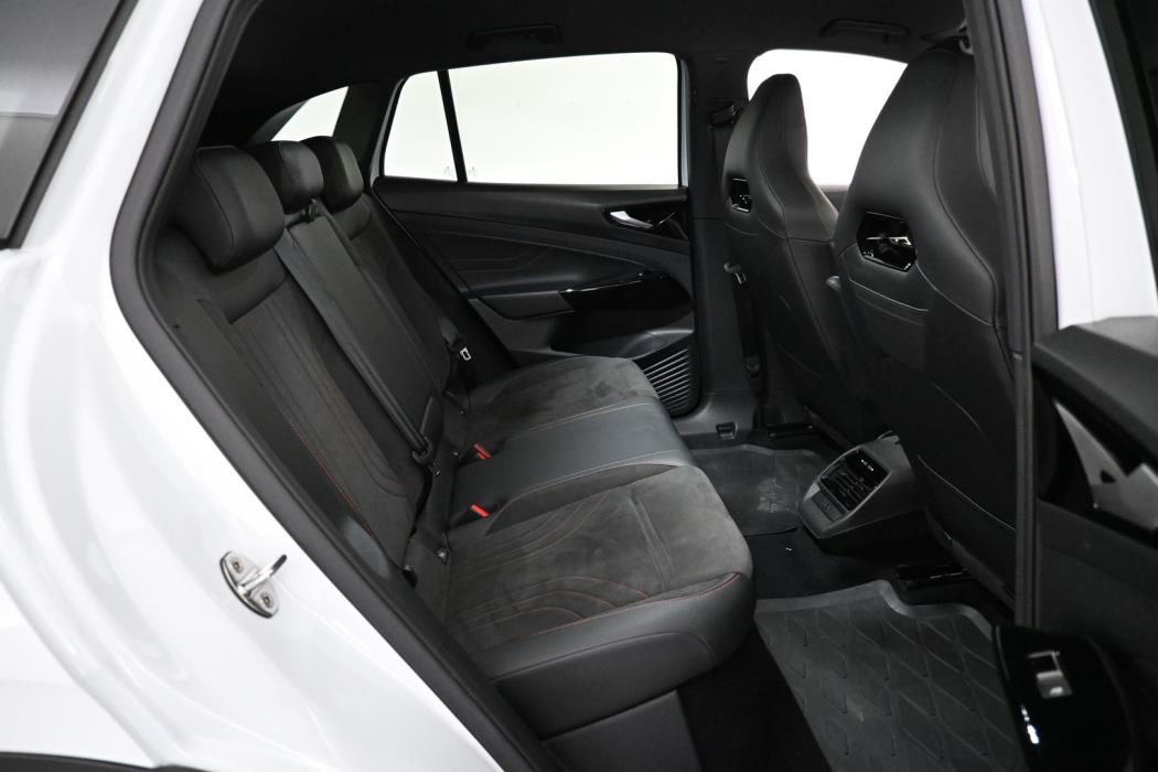 VOLKSWAGEN ID.4 2023