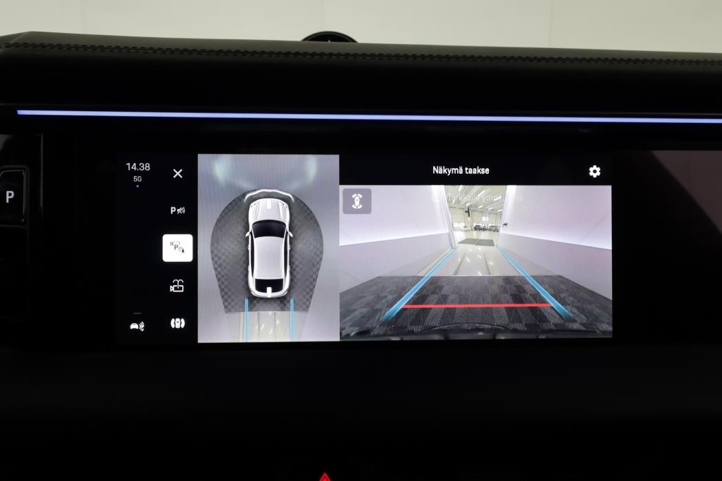 PORSCHE Macan 2025