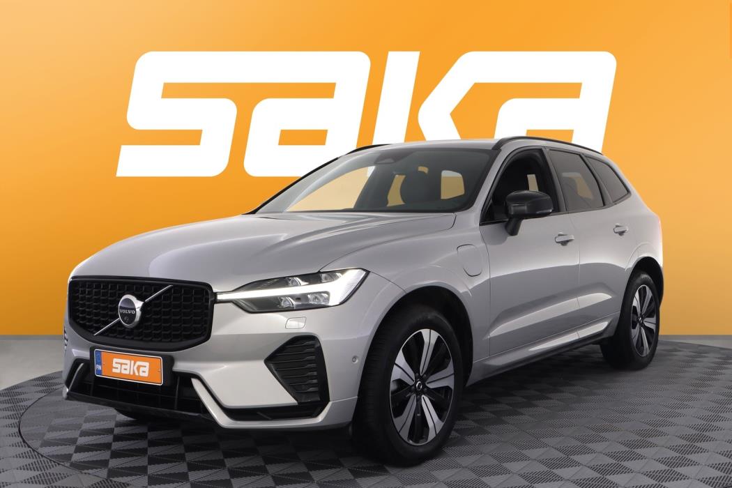 VOLVO XC60 2025