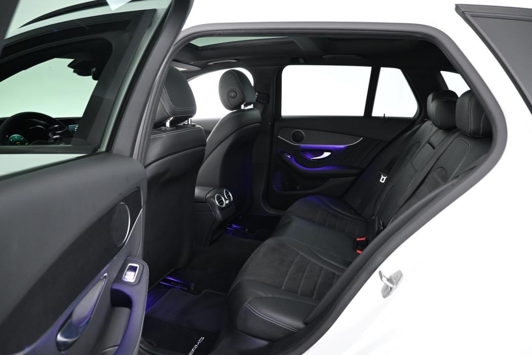 MERCEDES-BENZ C 2021