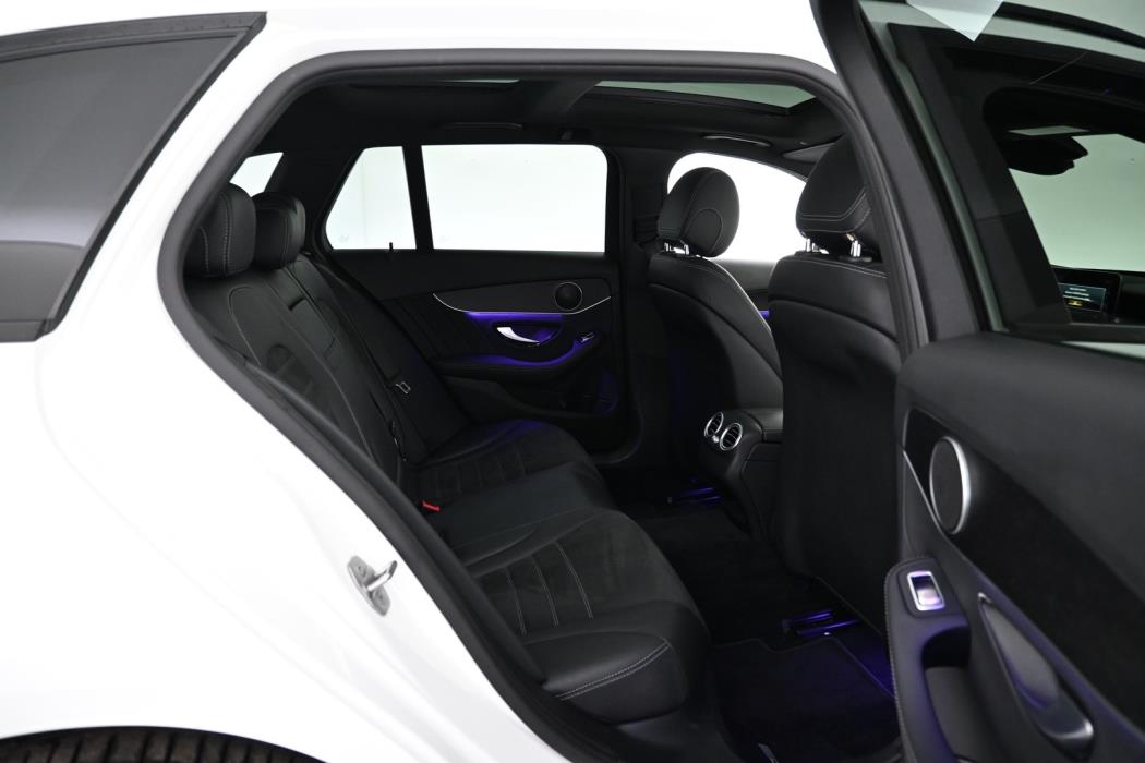 MERCEDES-BENZ C 2021