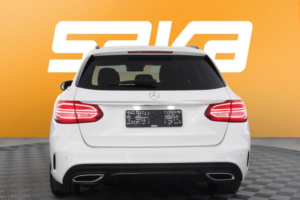 MERCEDES-BENZ C 2021