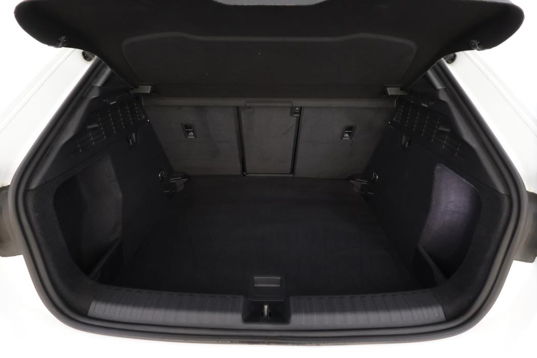 AUDI A3 2024