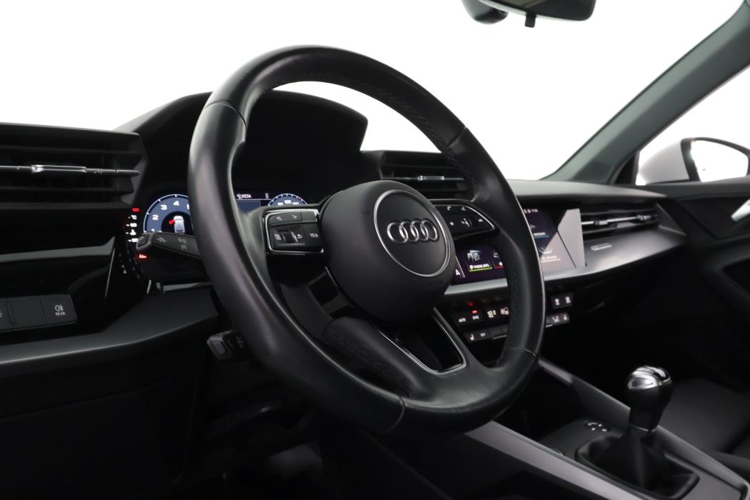 AUDI A3 2024